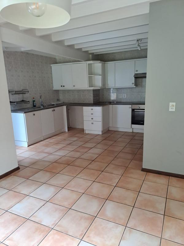 To Let 4 Bedroom Property for Rent in Penzance Estate Western Cape